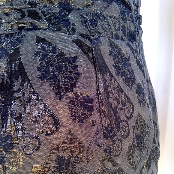 Forever 21 Metallic Gold Jacquard Print Mini Pencil Skirt - Picture 8 of 9